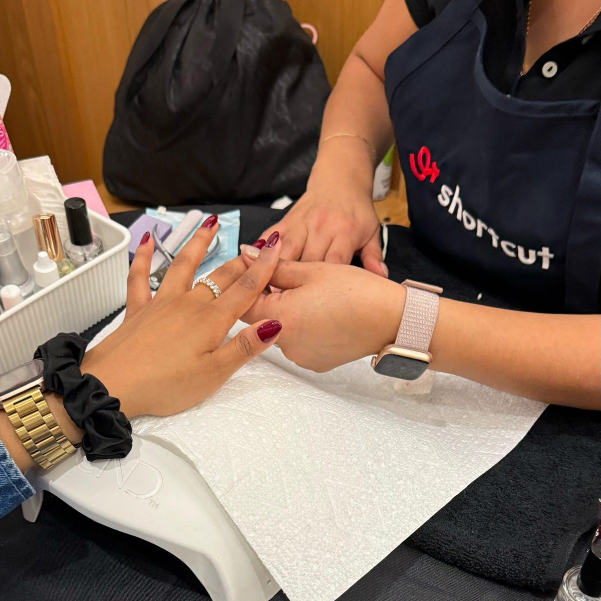 A manicure on site